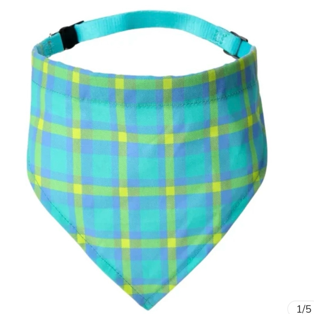 MINISO Pets Blue Green Plaid Bandana Dog Collar Adjustable 17-26 lb NWT Pet Wear